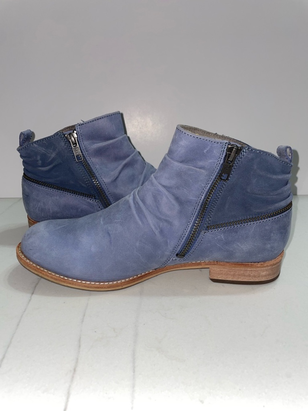 CAT Denim Blue Side Zipper Detailing Faux Fur Ankle Booties Women’s Size 7 1/2